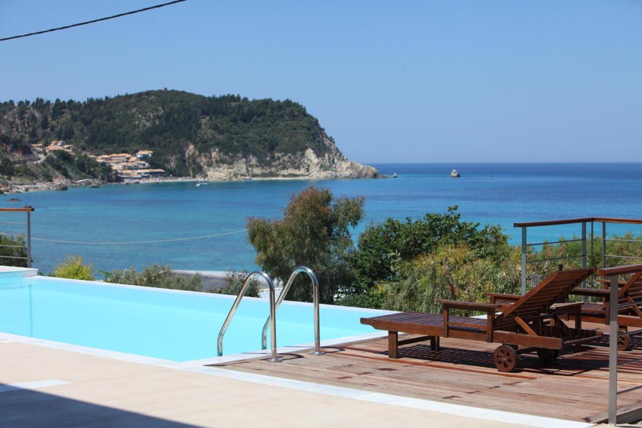 Capro - Milos Bay Villas Áyios Nikítas Exterior foto