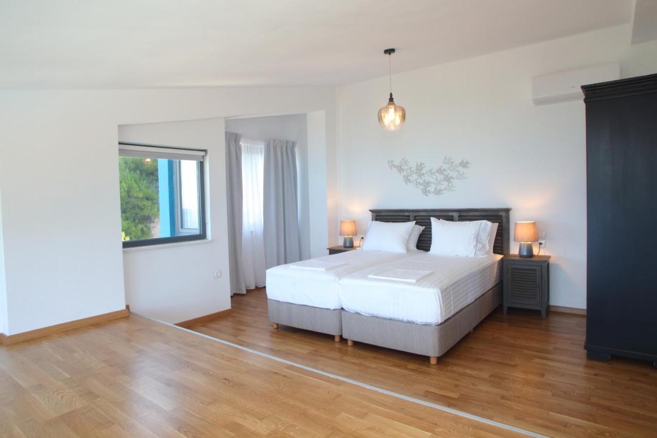 Capro - Milos Bay Villas Áyios Nikítas Exterior foto