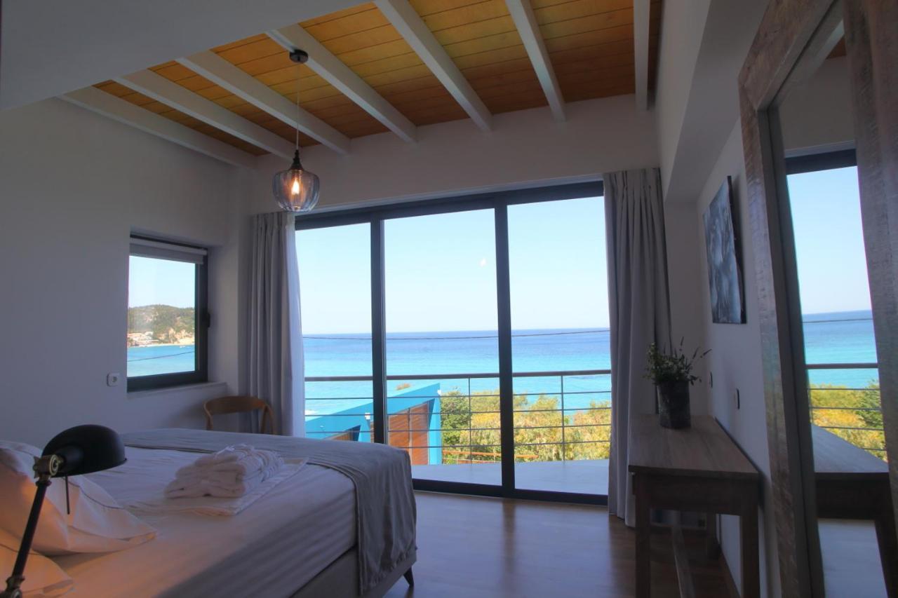 Capro - Milos Bay Villas Áyios Nikítas Exterior foto